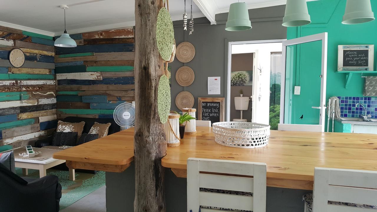Cape Agulhas Backpackers Vandrehjem Struisbaai Eksteriør billede
