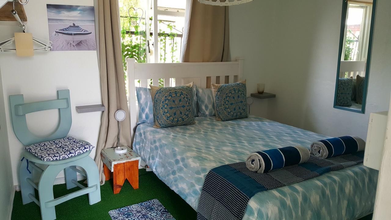 Cape Agulhas Backpackers Vandrehjem Struisbaai Eksteriør billede